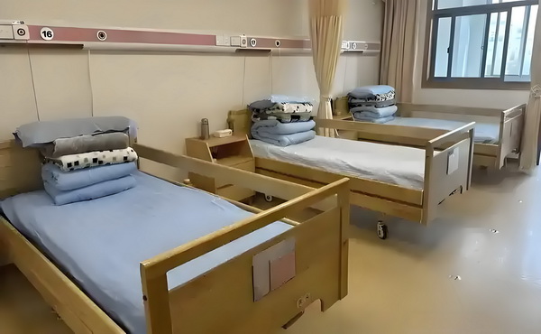 生米遇上熟饭：总裁，滚开